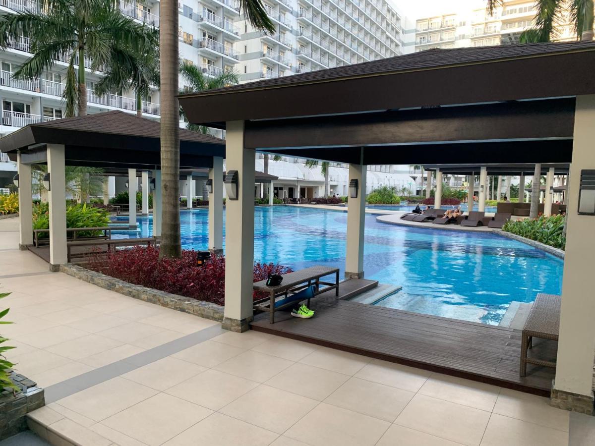 Kathys Crib At Shell Residences Manila Exteriör bild